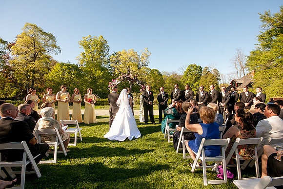 Wedding ceremony at Locust Grove