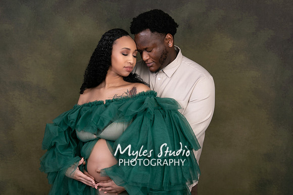 Maternity Portrait - In Studio
