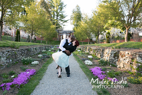 Vanderbilt Mansion - spring engagement shoot.