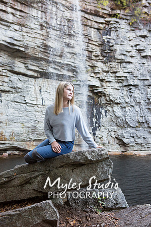 Girls Senior Portrait - Minnewaska State Park