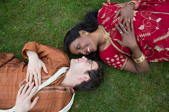 Spring Engagement Photo - Vanderbilt Mansion
