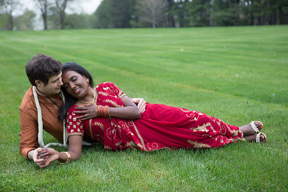 Spring Engagement Photo - Vanderbilt Mansion