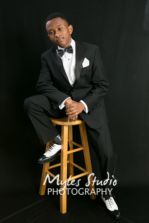 Senior Portrait - Boys