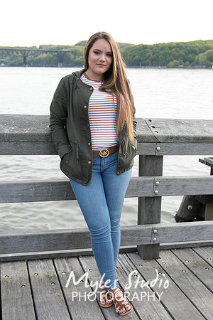 Sweet 16 Portrait Session - Longview Park