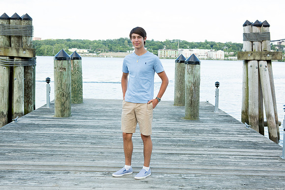 Senior Portrait Session - Highland Landing