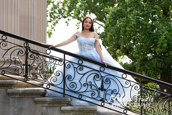 Vanderbilt Mansion - Quinceañera Photo Session